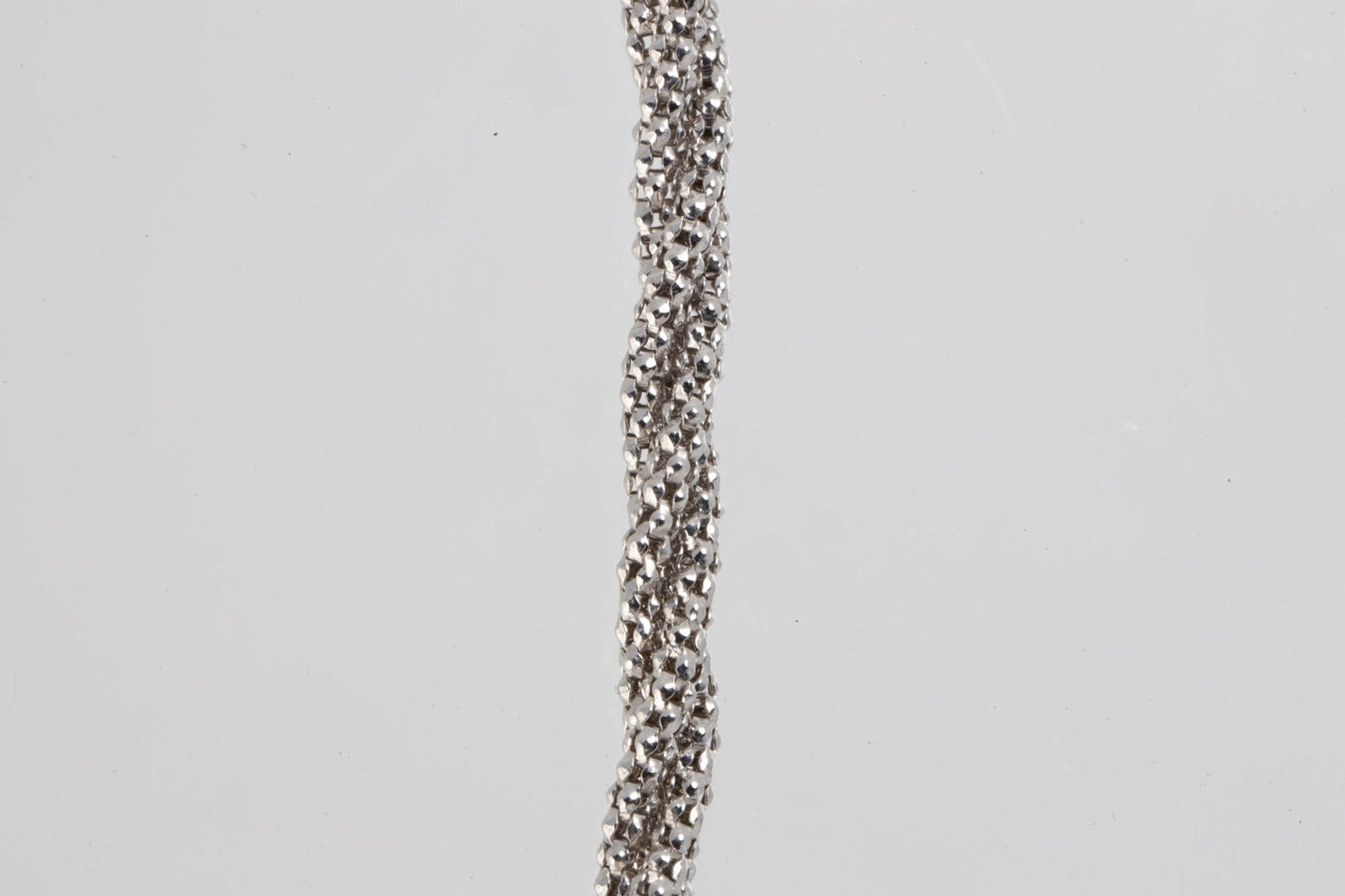 17" 14k White Gold Twisted Chain Necklace (12.79g.)